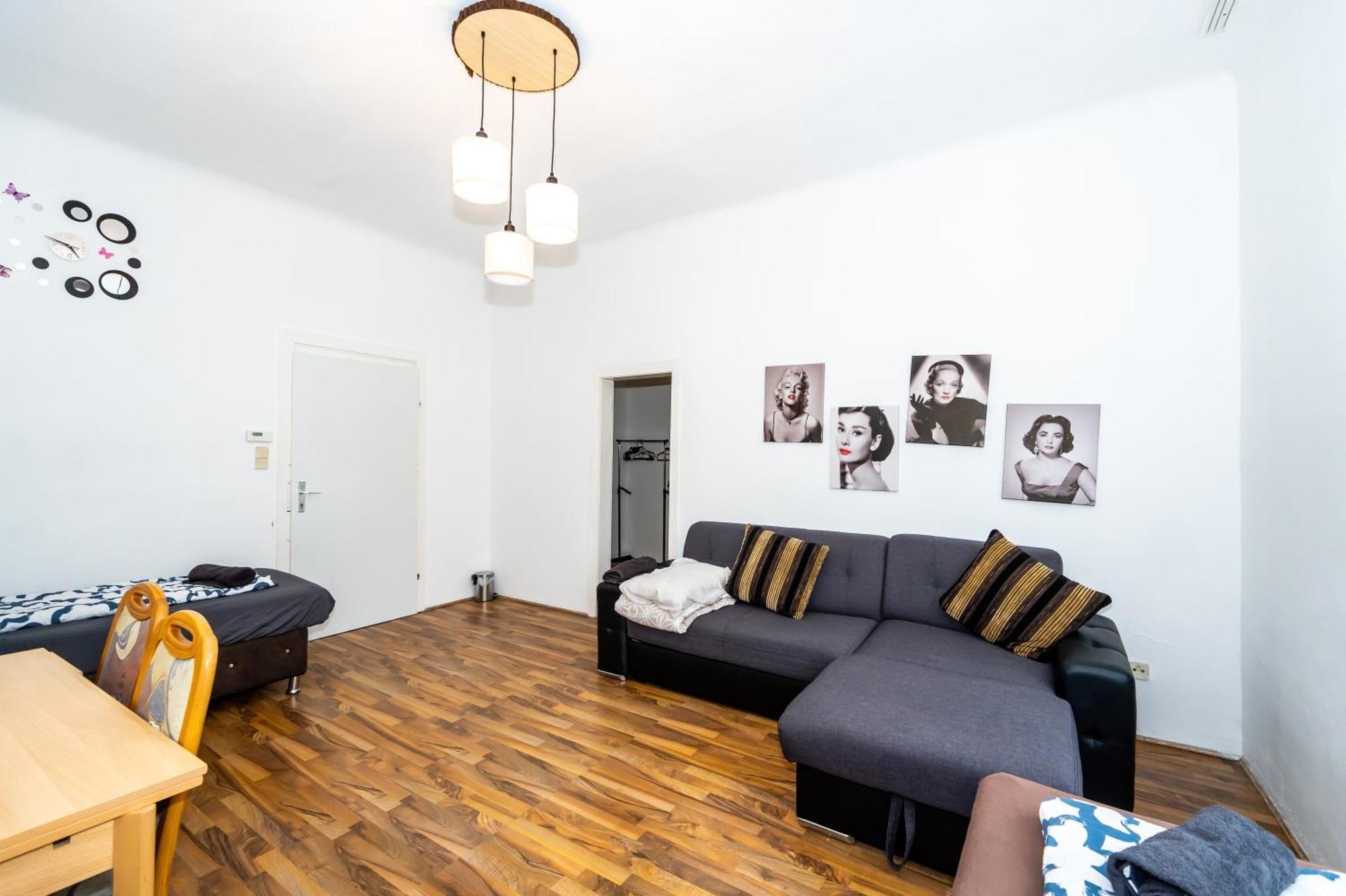 Accommodatie bij particulieren Family - 7 Minutes To Schoenbrunn Palace Wenen